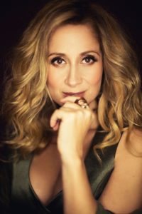 Lara Fabian Filomene Voyance Paris Lille 2020